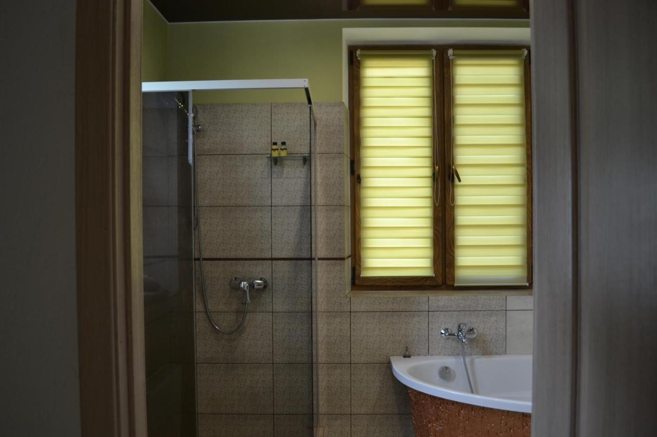 Romantic Guest House Kamjanyi Potoki Kültér fotó