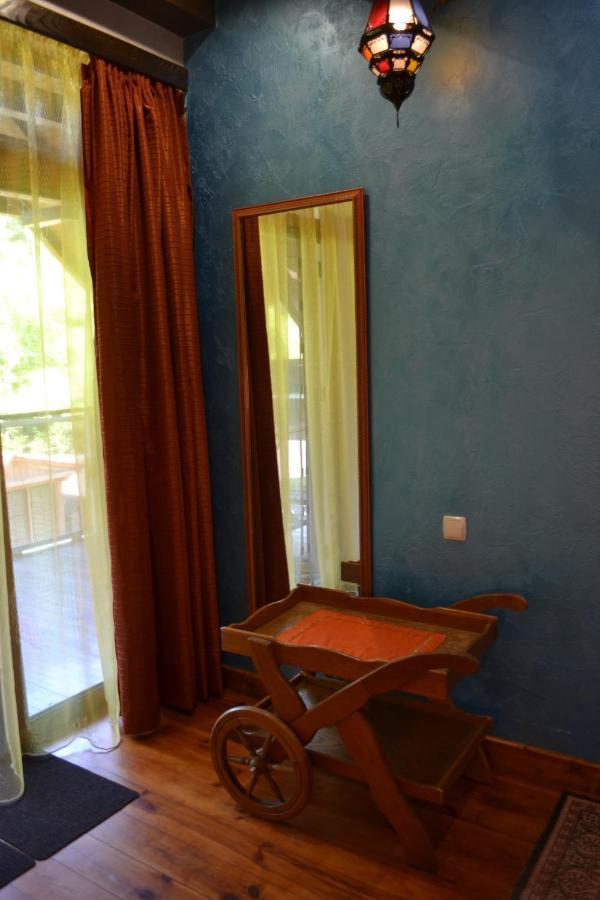 Romantic Guest House Kamjanyi Potoki Kültér fotó