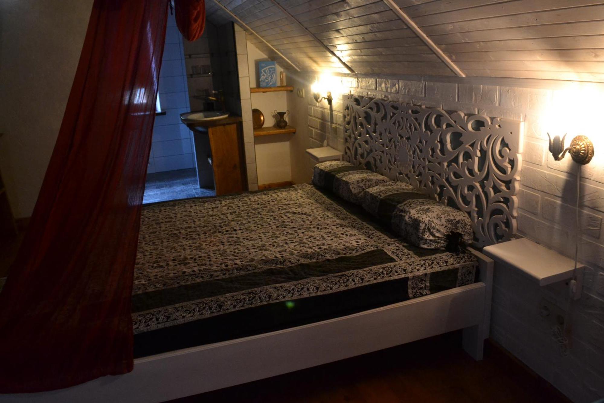 Romantic Guest House Kamjanyi Potoki Kültér fotó