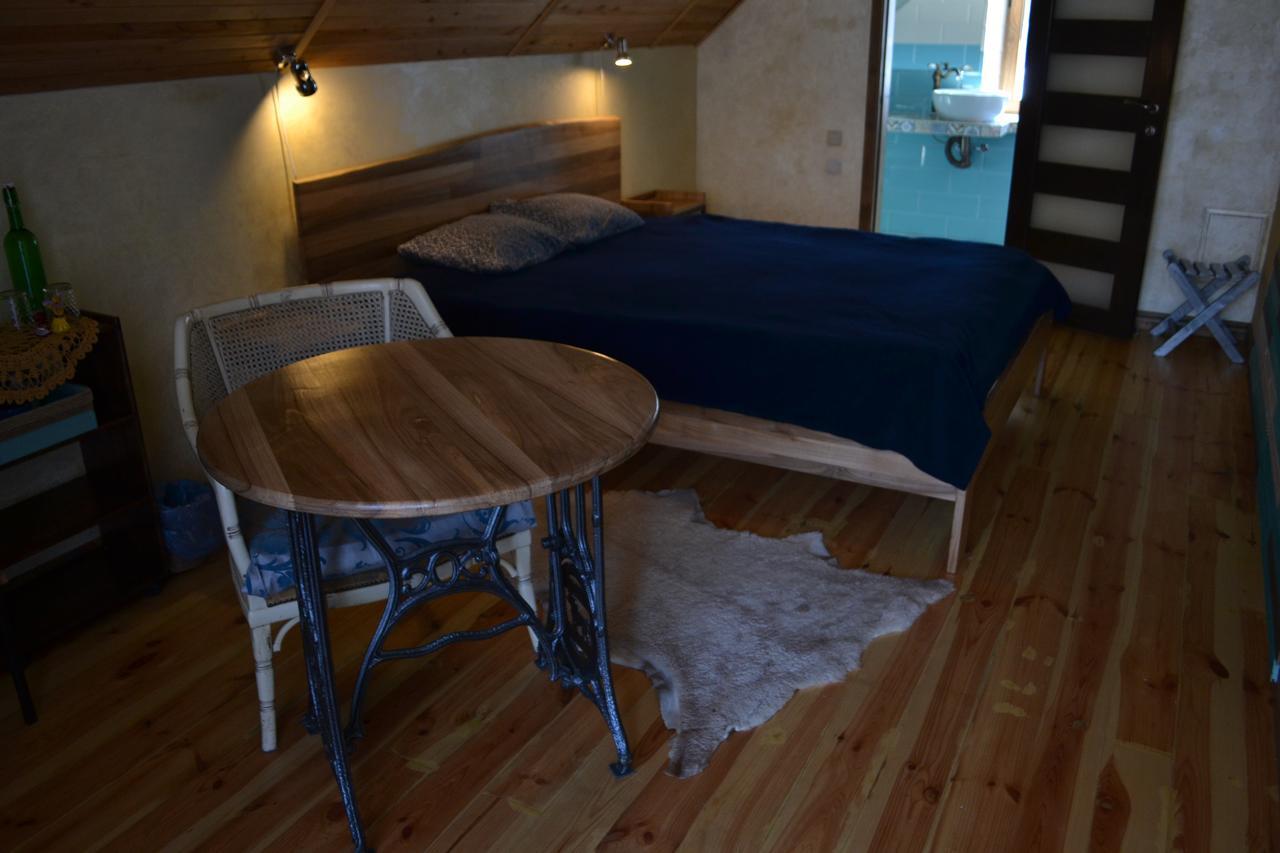 Romantic Guest House Kamjanyi Potoki Kültér fotó